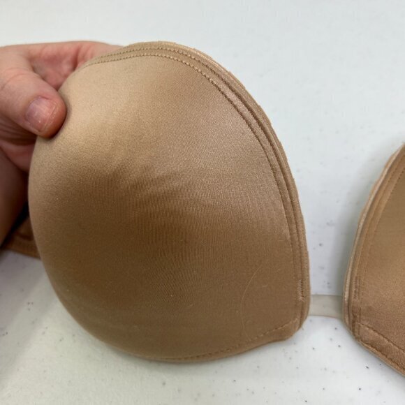 Very Sexy Victorias Secret Strapless Bra 36D Plunge Wire‎ Pushup Nude Beige Skin - Picture 2 of 12